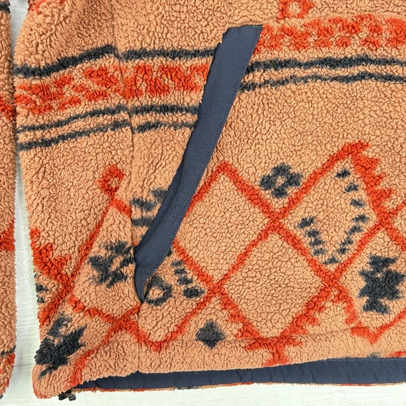 The North Face Campshire Men's Pullover Hoodie.  Size Medium - Picture 5 of 16